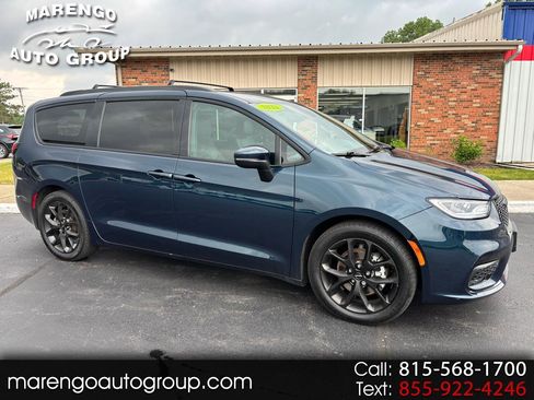 Used 2023 Chrysler Pacifica Touring-L w/ S Appearance Package FWD image 1