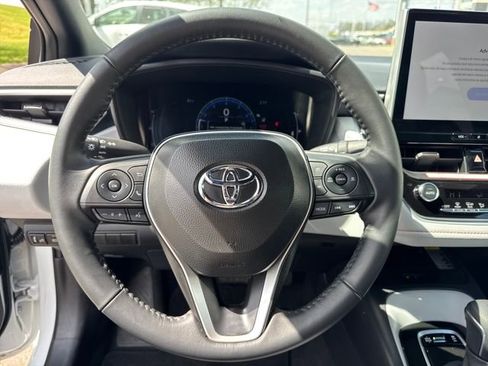 Used 2025 Toyota Corolla FX w/ Convenience Package FWD image 18