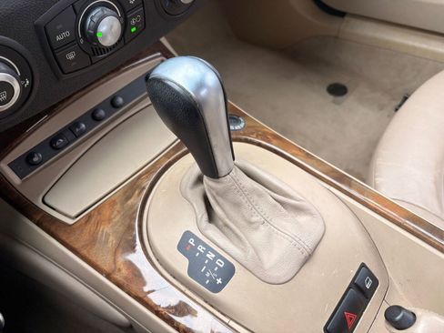 Used 2008 BMW Z4 3.0si image 16