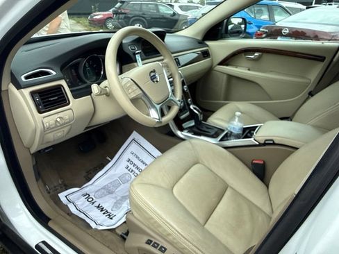 Used 2015 Volvo XC70 3.2 Premier Plus AWD/4WD image 8