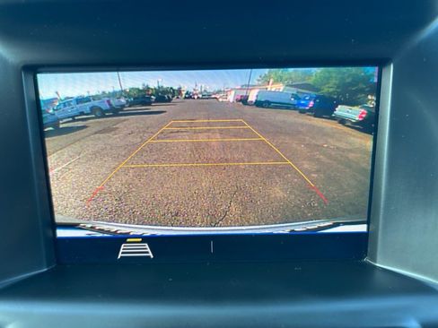 Used 2020 GMC Terrain SLE image 27