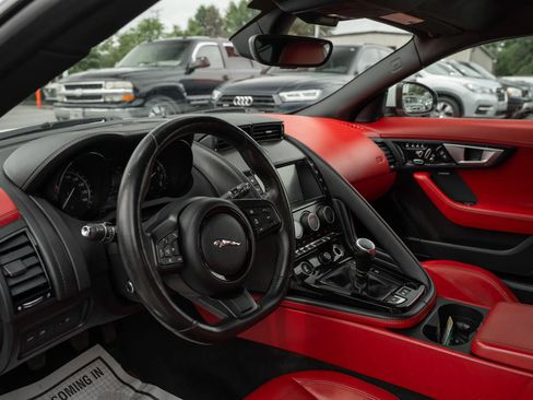 Used 2016 Jaguar F-TYPE S RWD image 6
