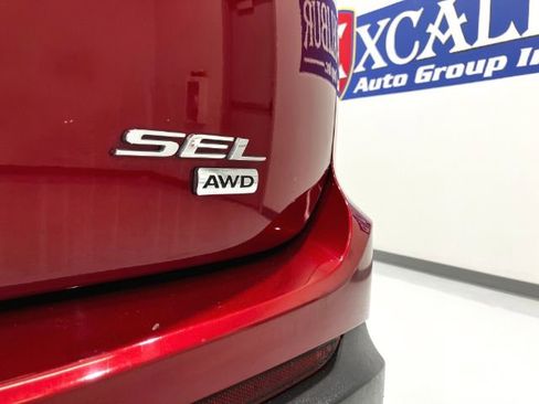 Used 2016 Ford Edge SEL w/ Equipment Group 201A image 15