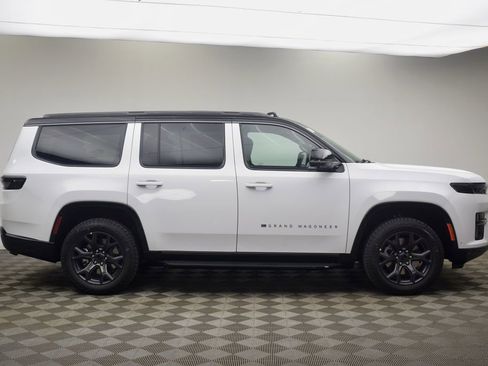 New 2026 Jeep Grand Wagoneer 4WD image 3