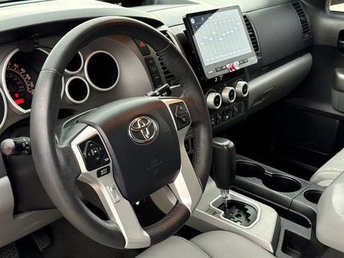Used 2016 Toyota Sequoia SR5 w/ Premium Package AWD/4WD image 21