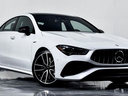 Used 2024 Mercedes-Benz CLA 35 AMG 4MATIC image 2