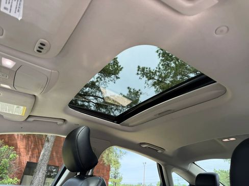 Used 2019 Ford Fusion Titanium FWD image 15