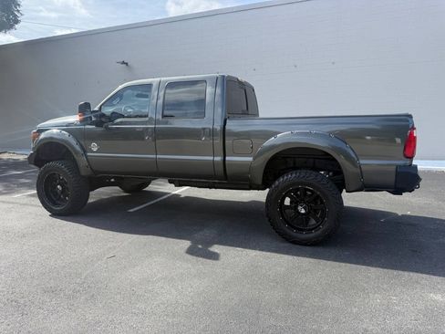 Used 2016 Ford F250 Lariat w/ Lariat Ultimate Package AWD/4WD image 13