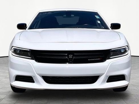 Used 2023 Dodge Charger SXT RWD image 2