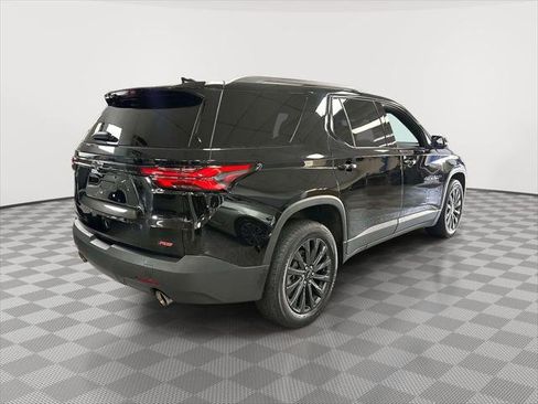 Used 2023 Chevrolet Traverse RS AWD/4WD image 3