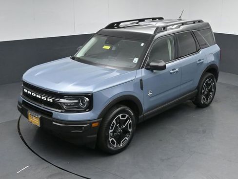 Certified 2024 Ford Bronco Sport Outer Banks AWD/4WD image 46