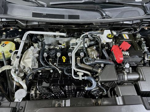 Used 2024 Mitsubishi Outlander SE image 35