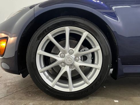 Used 2012 MAZDA MX-5 Miata Touring w/ Suspension Pkg RWD image 16