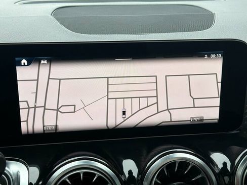 Certified 2024 Mercedes-Benz GLB 250 4MATIC image 25