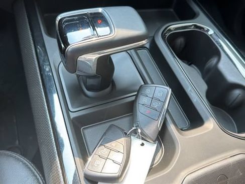 Used 2023 Chevrolet Silverado 1500 ZR2 w/ Technology Package AWD/4WD image 16