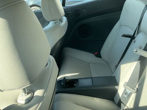 Used 2014 Lexus IS 250C image 8