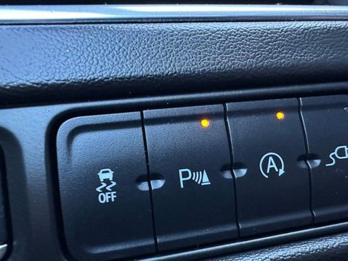 Used 2021 Chevrolet Suburban LT image 40