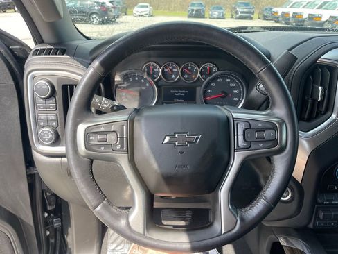 Used 2021 Chevrolet Silverado 1500 LT Trail Boss w/ Convenience Package II image 10