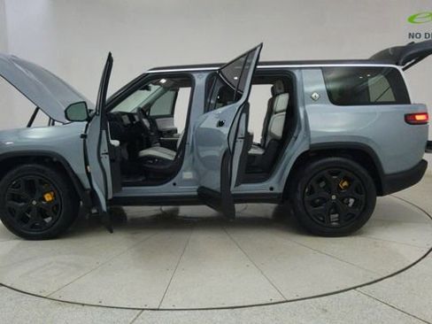 Used 2024 Rivian R1S Adventure AWD/4WD image 77