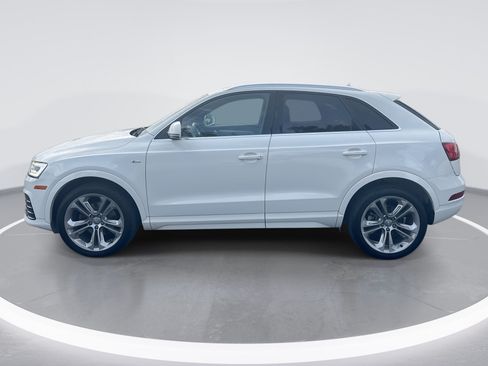 Used 2018 Audi Q3 2.0T Premium Plus w/ Premium Plus Package AWD/4WD image 7