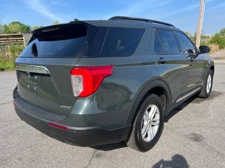 Used 2023 Ford Explorer XLT video 3