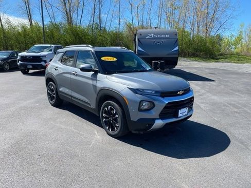 Used 2023 Chevrolet TrailBlazer LT w/ Convenience Package AWD/4WD image 20