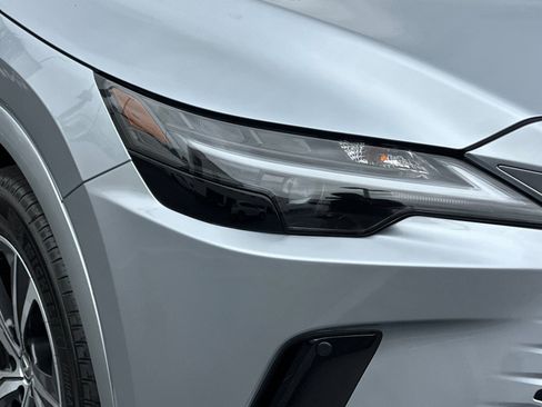 Used 2025 Lexus RX 350 FWD image 11