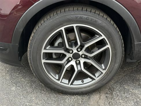 Used 2019 Ford Explorer Sport w/ Equipment Group 401A image 11