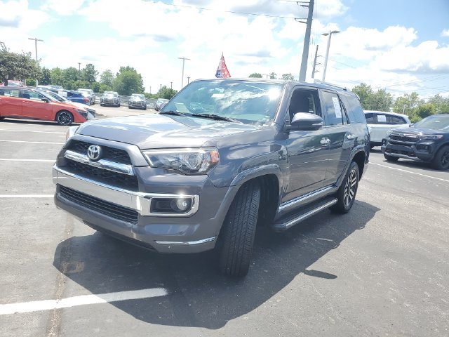 Used 2017 Toyota 4Runner Limited AWD/4WD image 34