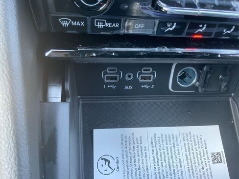 New 2025 Jeep Grand Cherokee L Altitude image 27