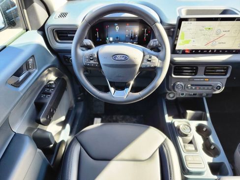 New 2026 Ford Maverick Lariat w/ Black Appearance Package image 13