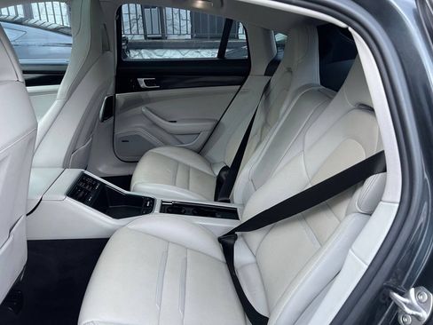 Used 2019 Porsche Panamera 4S AWD/4WD image 26
