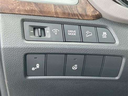 Used 2018 Hyundai Santa Fe Sport w/ 2.4L Tech Package 04 image 27