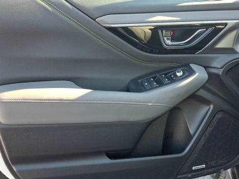 Used 2025 Subaru Outback Onyx Edition XT image 12