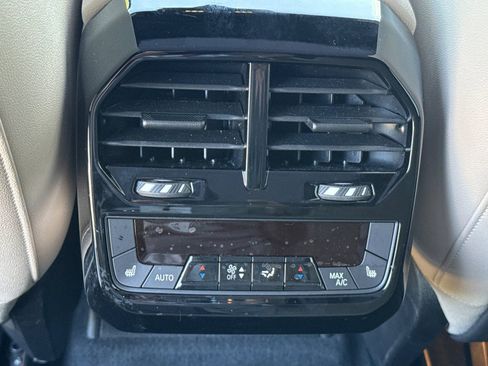 Used 2026 BMW iX xDrive45 AWD/4WD image 16