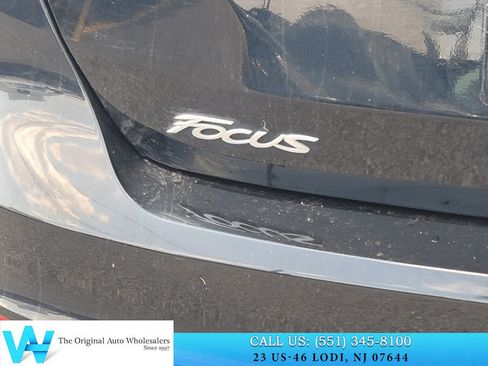 Used 2016 Ford Focus SE FWD image 15