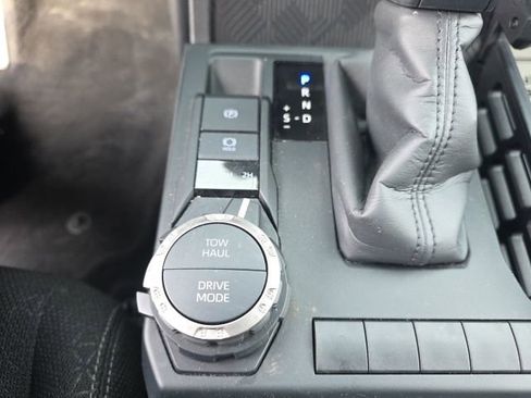 Used 2025 Toyota 4Runner SR5 image 22