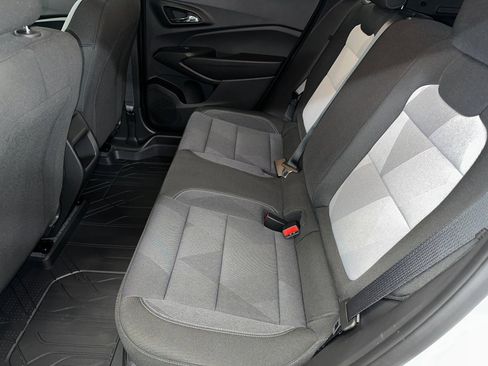 Certified 2025 Chevrolet Trax LS w/ LS Convenience Package image 17