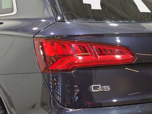 Used 2019 Audi Q5 2.0T Premium Plus w/ Premium Plus Package image 29
