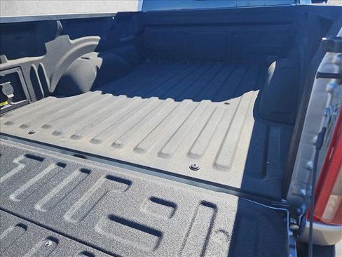 Used 2025 Ford F150 Lariat w/ Equipment Group 501A Mid image 6