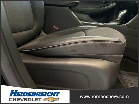 Used 2023 Buick Encore GX Select image 35