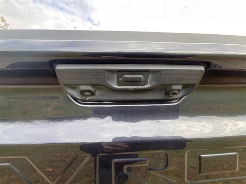 Used 2022 Chevrolet Silverado 1500 LT image 28