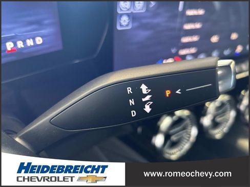 Used 2024 Chevrolet Blazer EV LT AWD/4WD image 28
