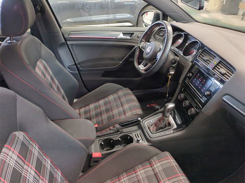 Used 2021 Volkswagen GTI SE image 35