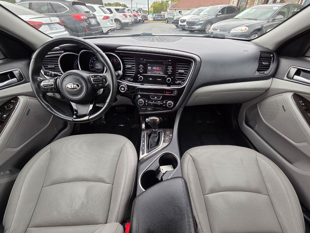 Used 2015 Kia Optima EX w/ EX Premium Package FWD image 22