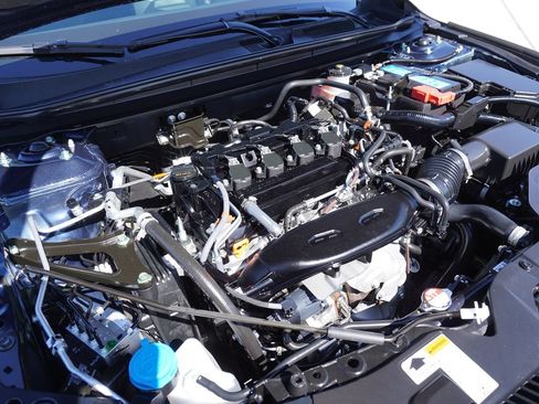 Used 2025 Honda Accord SE image 6