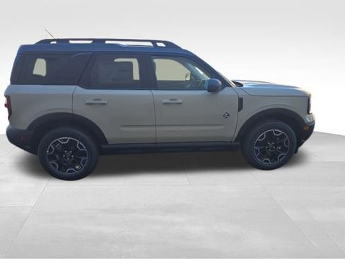 New 2025 Ford Bronco Sport Outer Banks AWD/4WD image 7