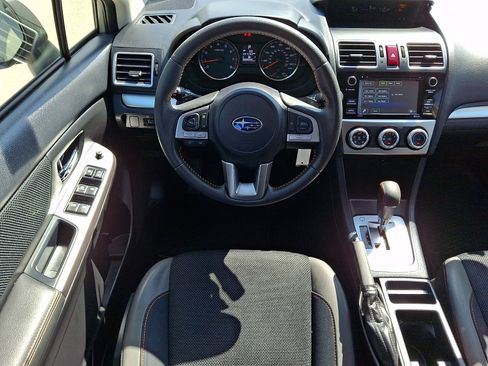 Used 2017 Subaru Crosstrek 2.0i Premium image 11