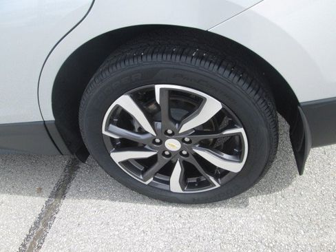 Used 2022 Chevrolet Equinox Premier image 10