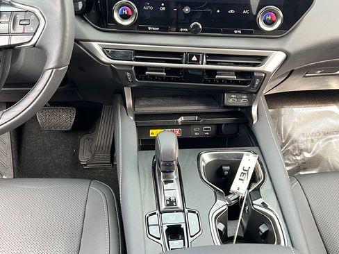 Used 2025 Lexus RX 350h w/ Accessory Package (Z1) image 13